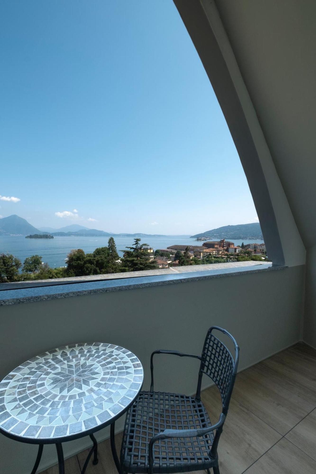 Residence Carl&Do Baveno Eksteriør bilde